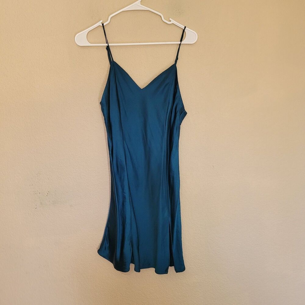 Vtg Victorias Secret Womens 100% Silk Y2K Mini Party Slip Dress Size Medium Blue